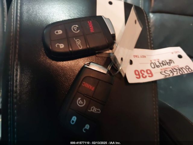 1C4RJFCG3FC863706 Jeep Grand Cherokee Overland