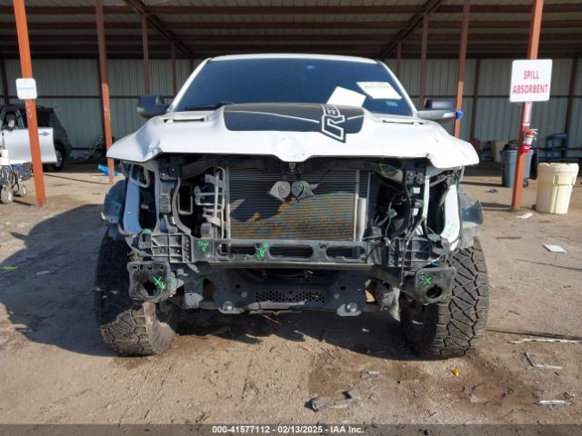 1C6SRFLT1LN242317 RAM 1500 Rebel  4x4 5'7 Box