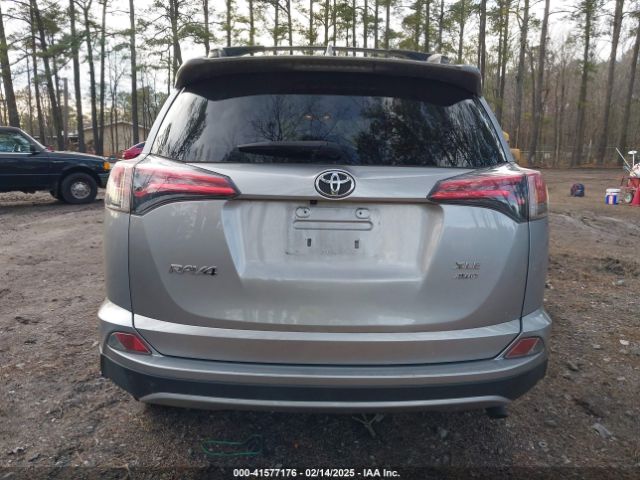 JTMRFREV3JD244797 Toyota Rav4 Adventure/xle