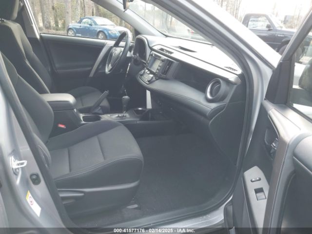 JTMRFREV3JD244797 Toyota Rav4 Adventure/xle