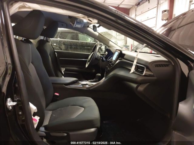 4T1C31AK8RU624379 Toyota Camry Hybrid Le