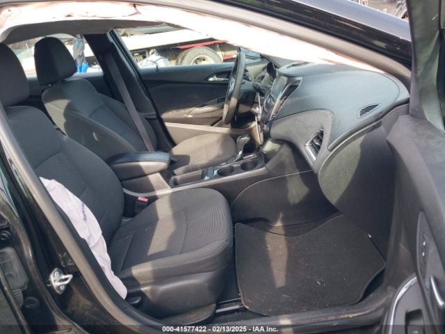 1G1BE5SM6H7248305 Chevrolet Cruze Lt Auto