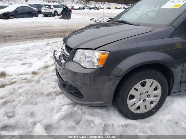 2C4RDGBG2HR563745 Dodge Grand Caravan Se