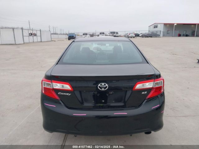4T1BF1FK2EU364101 Toyota CAMRY SE