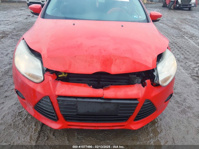 1FADP3K20EL323781 Ford FOCUS SE