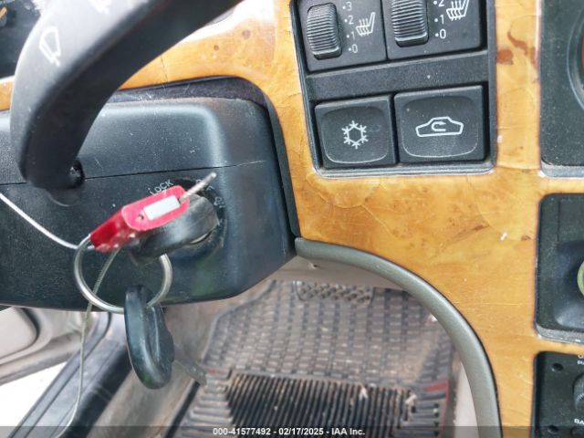 1992 SAAB 9000 YS3CK58B3N1001759 Photo 10