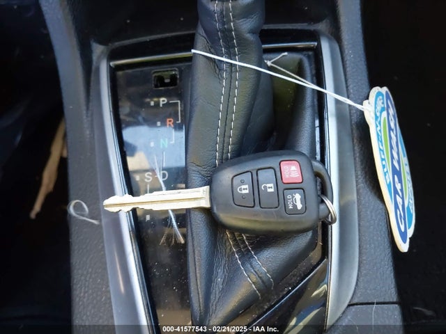 Toyota COROLLA LE 2016 5YFBURHE3GP483162 Image 11