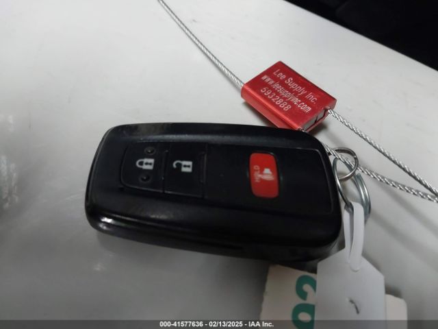 JTDKARFU6J3553871 Toyota Prius Four