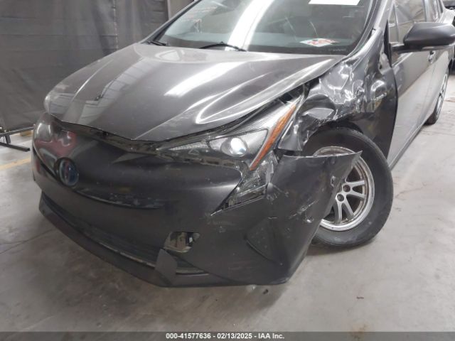 JTDKARFU6J3553871 Toyota Prius Four