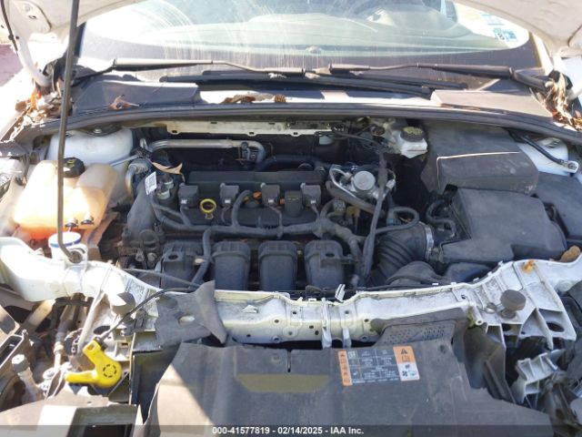 1FADP3E21JL201226 Ford FOCUS S