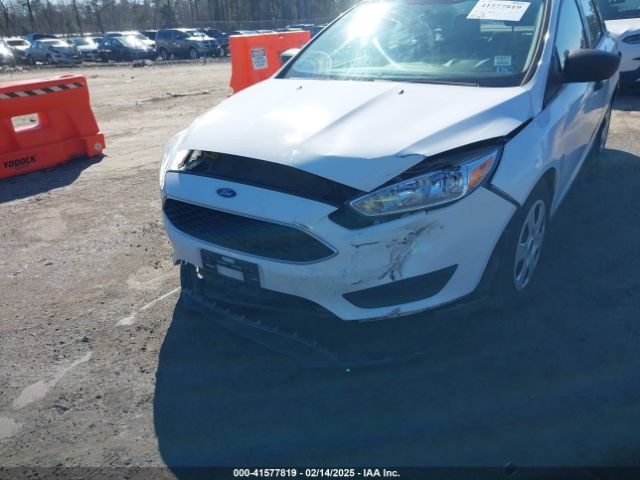 1FADP3E21JL201226 Ford FOCUS S