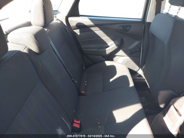 1FADP3E21JL201226 Ford FOCUS S