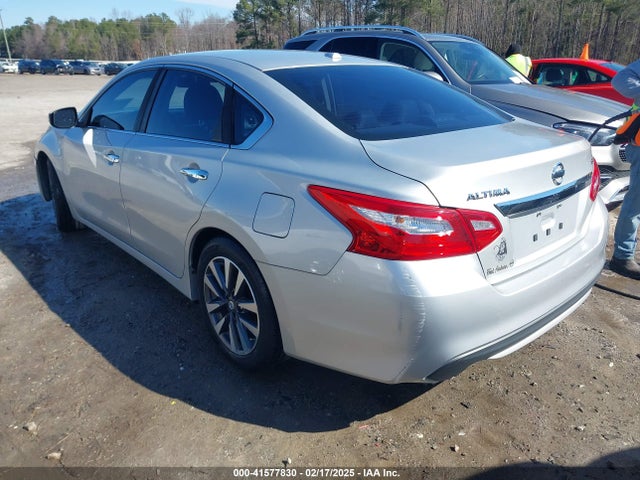 Nissan Altima 2.5 Sl 2017 1N4AL3AP3HC144960 Image 3