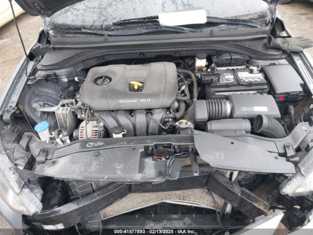 5NPD84LF6JH268749 Hyundai ELANTRA SEL