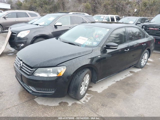 Volkswagen Passat 1.8t Wolfsburg Edition 2015 1VWAT7A30FC061124 Image 2