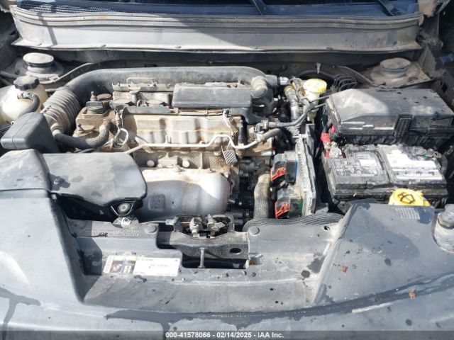 1C4PJLAB8HW527354 Jeep Cherokee Altitude Fwd
