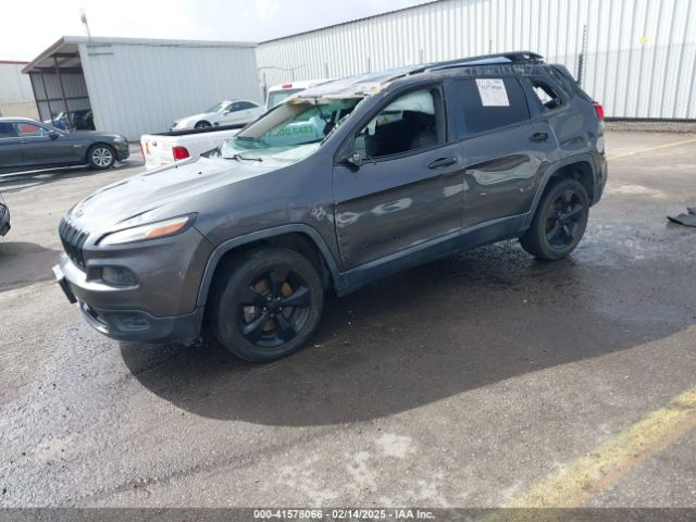 1C4PJLAB8HW527354 Jeep Cherokee Altitude Fwd