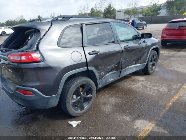 1C4PJLAB8HW527354 Jeep Cherokee Altitude Fwd