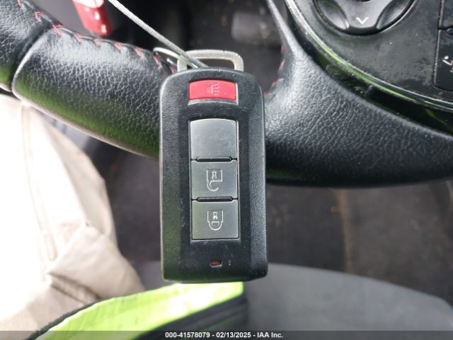 2020 MITSUBISHI OUTLANDER JA4AZ3A30LZ040982 Photo 10