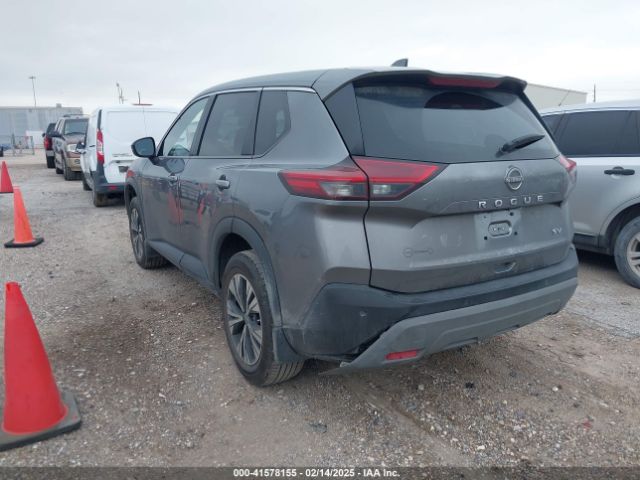 JN8BT3BAXPW406256 Nissan Rogue Sv Fwd