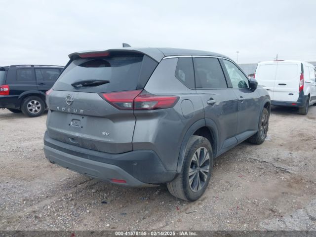 JN8BT3BAXPW406256 Nissan Rogue Sv Fwd