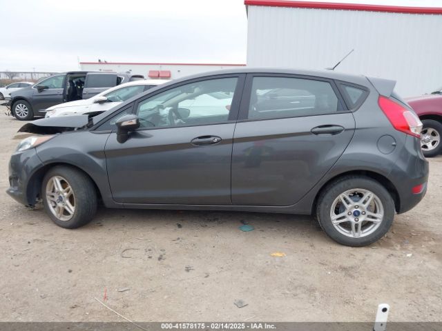 3FADP4EJ5HM153557 Ford FIESTA SE