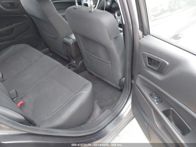 3FADP4EJ5HM153557 Ford FIESTA SE