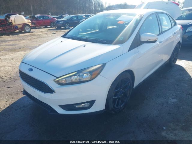 1FADP3F21GL330221 Ford FOCUS SE