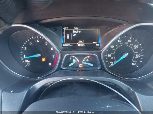 1FADP3F21GL330221 Ford FOCUS SE