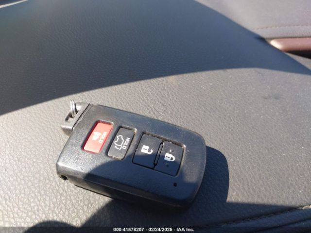 5TDDZRFH0KS969404 Toyota Highlander Limited Platinum