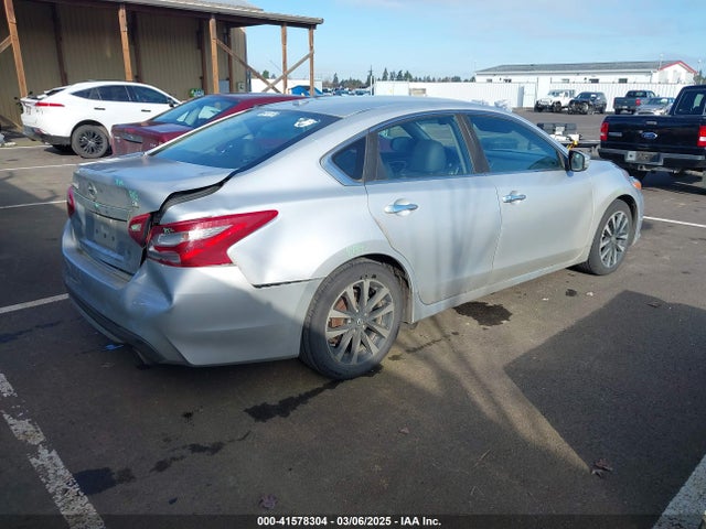 1N4AL3AP9JC268172 Nissan Altima 2.5 Sl
