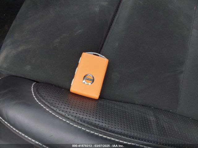 YV4ED3UR7M2564563 Volvo Xc40 Recharge Pure Electric P8