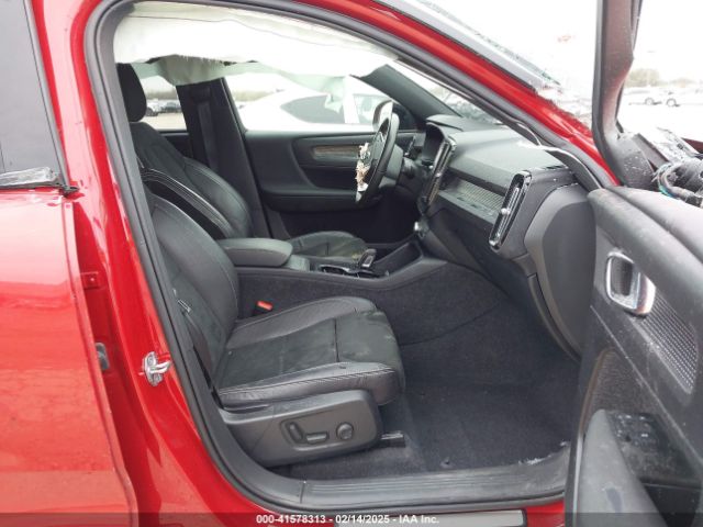 YV4ED3UR7M2564563 Volvo Xc40 Recharge Pure Electric P8