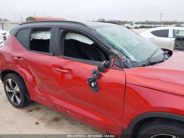 YV4ED3UR7M2564563 Volvo Xc40 Recharge Pure Electric P8