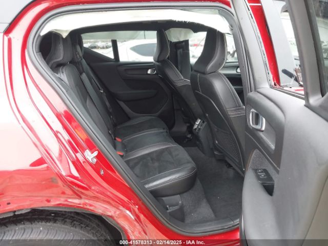 YV4ED3UR7M2564563 Volvo Xc40 Recharge Pure Electric P8