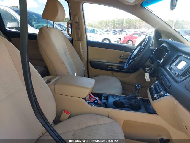 KNDMB5C14G6163836 KIA SEDONA LX