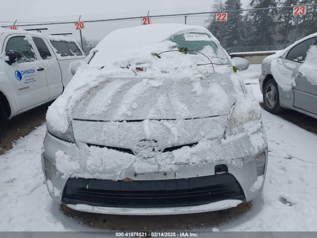 Toyota Prius Two 2015 JTDKN3DU3F0432972 Image 12