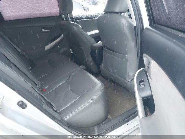 Toyota Prius Two 2015 JTDKN3DU3F0432972 Image 8