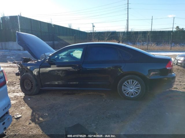 1VWAT7A34FC044696 Volkswagen Passat 1.8t S