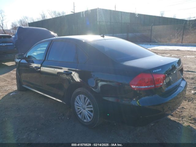 1VWAT7A34FC044696 Volkswagen Passat 1.8t S