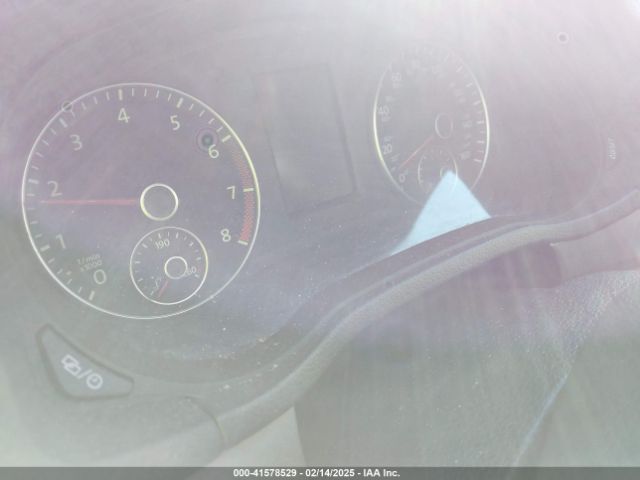 1VWAT7A34FC044696 Volkswagen Passat 1.8t S