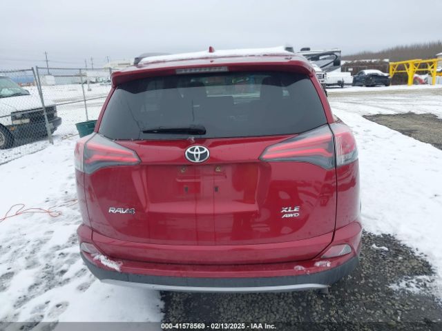 JTMRFREV7JD222933 Toyota Rav4 Adventure/xle