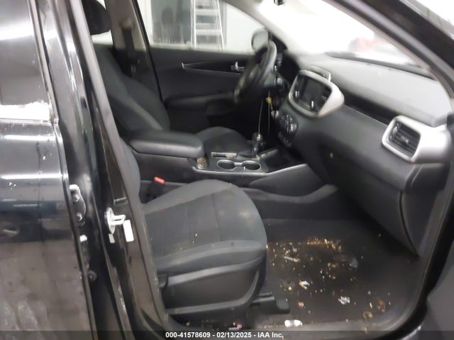5XYPG4A32JG383316 KIA Sorento 2.4l Lx