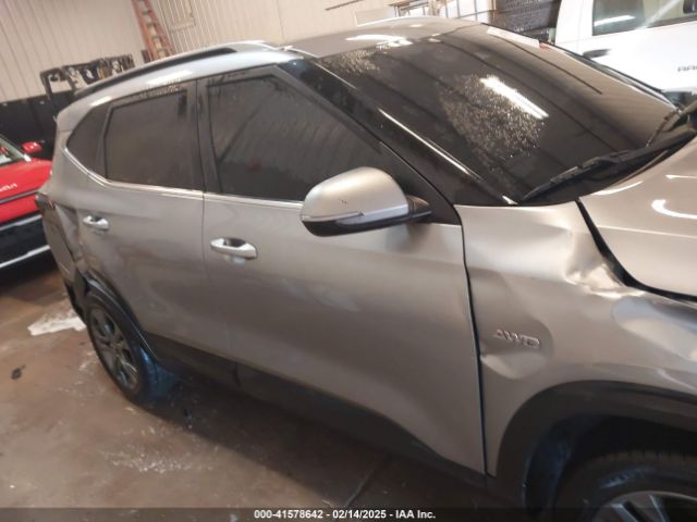 KNDEUCAA9M7115941 KIA SELTOS S