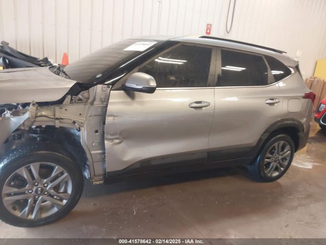 KNDEUCAA9M7115941 KIA SELTOS S
