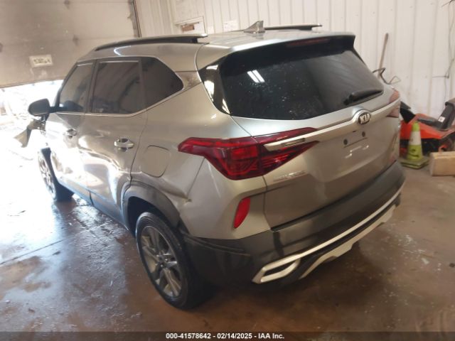 KNDEUCAA9M7115941 KIA SELTOS S