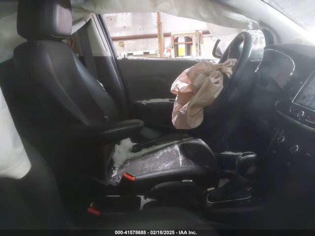 Buick Encore Sport Touring 2018 KL4CJ2SB4JB558468 Image 5