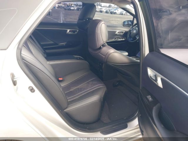 JTDBVRBDXKA007713 Toyota Mirai