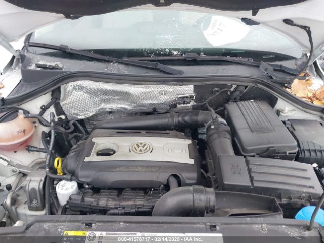 WVGAV7AX6GW525268 Volkswagen TIGUAN SE