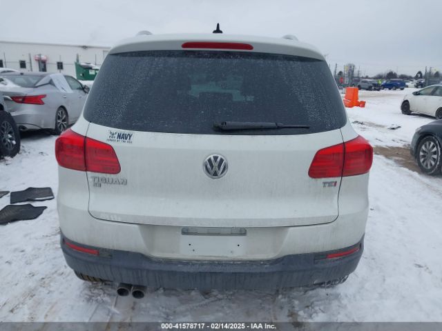 WVGAV7AX6GW525268 Volkswagen TIGUAN SE
